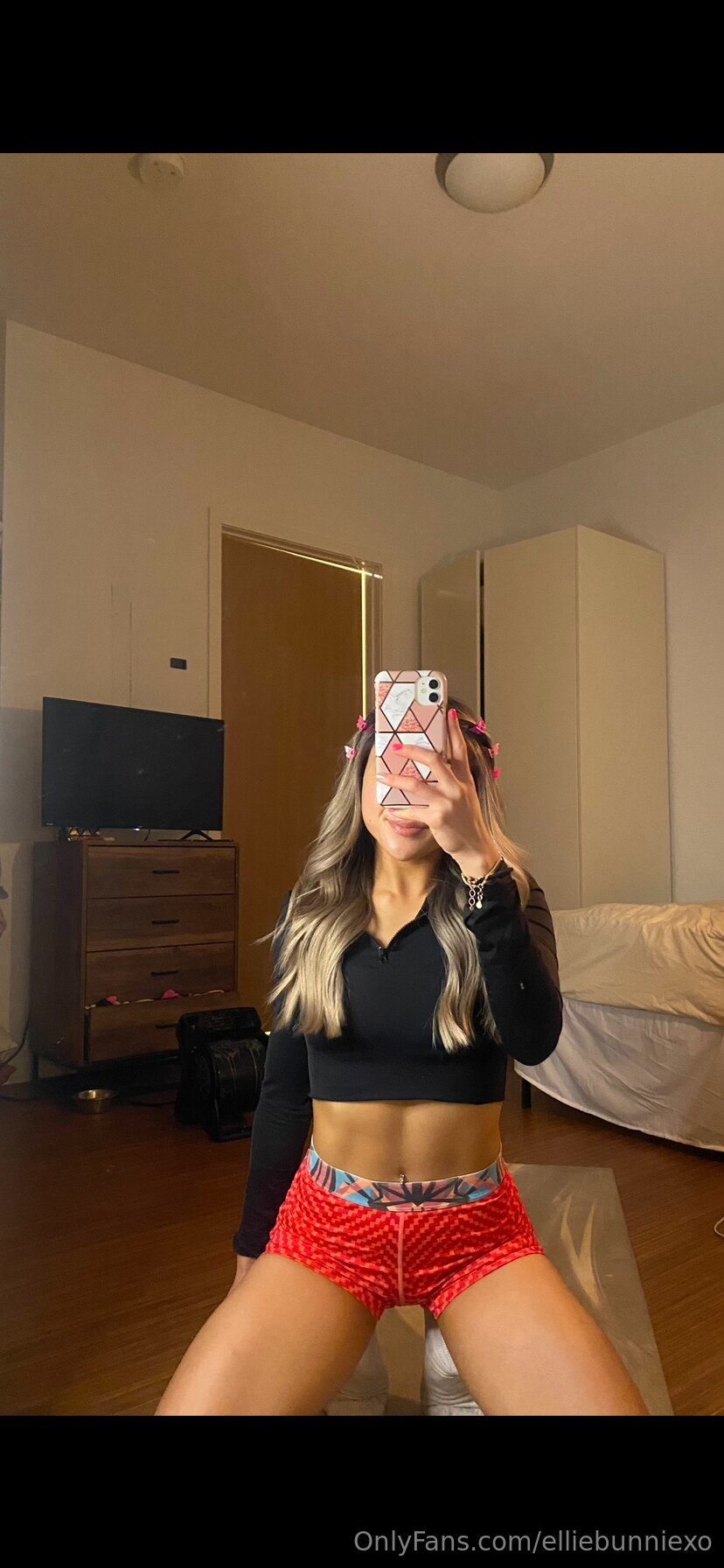 828x1792_de48cb52e5167a7fd30c26944e877399.jpg